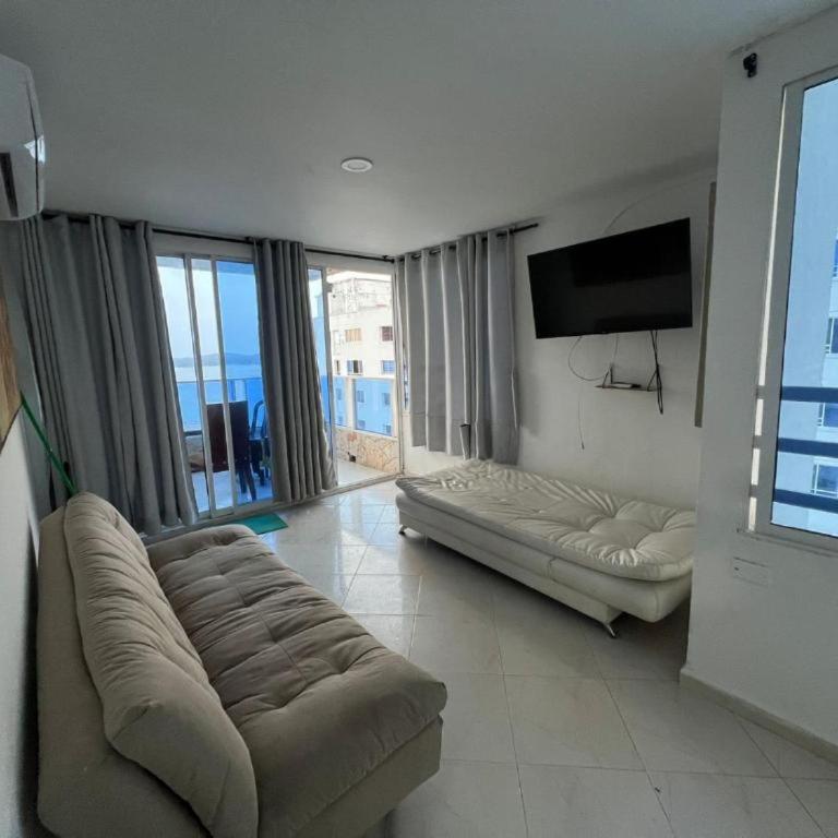 Apartamento vista al mar con balcon - Two-Bedroom Deluxe Apartment with Balcony - 1