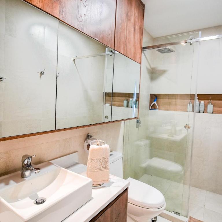 Apartamento moderno con balcón - Apartamento de 2 dormitorios - 11