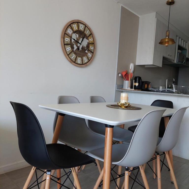 Hermoso dpto 1era linea, piscina temp y olas - Apartamento de 2 dormitorios - 25