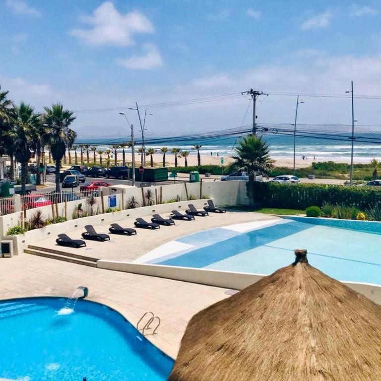 Hermoso dpto 1era linea, piscina temp y olas - Apartamento de 2 dormitorios - 28