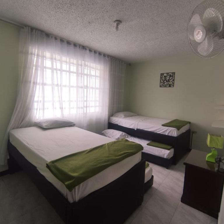 Casa Hotel EL TREBOL SIGA PUES - Casa de 5 dormitorios - 9