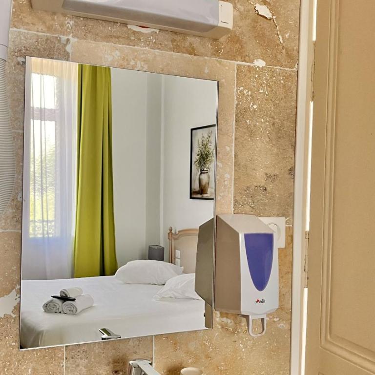 Hôtel de la paix - Suite avec baignoire - 6
