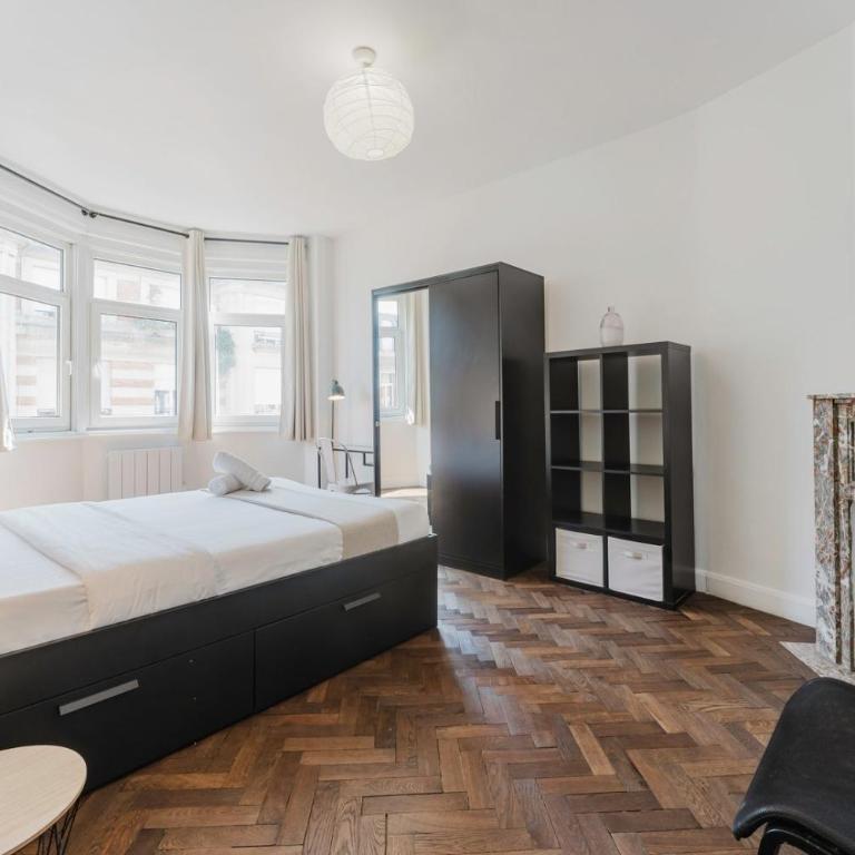 Appartement 2 chambres avec parking, proche métro - Appartamento con 2 Camere da Letto - 15