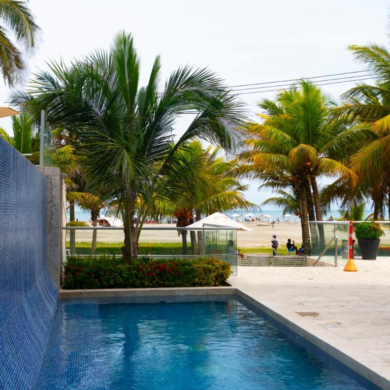 The Beaches-Beachfront Retreat - One-Bedroom Apartment - 8