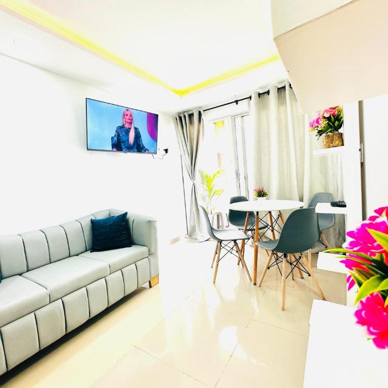 Edificio sagitario - Three-Bedroom Apartment - 8