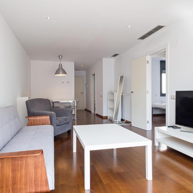 Les Corts Exclusive Apartments by Olala Homes - Two-Bedroom Apartment with Balcony - 17