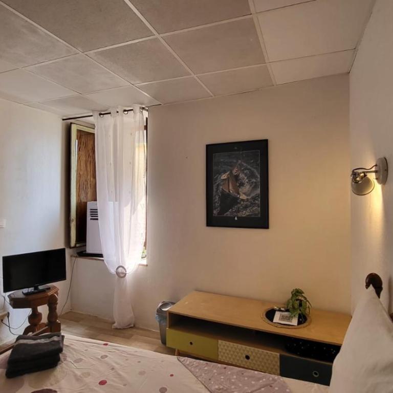 Residence Adele - Chambres en toute autonomie - Chambre Double avec Salle de Bains Privative - 2