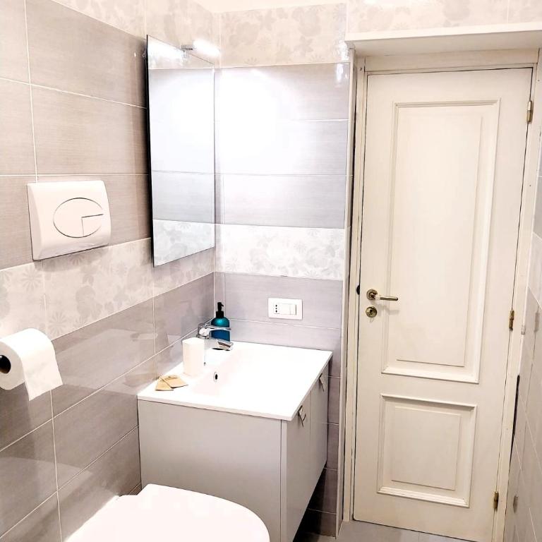 Roma Vatican Museums Apartment - Vatican Prime Residence - Appartamento con 2 Camere da Letto - 32