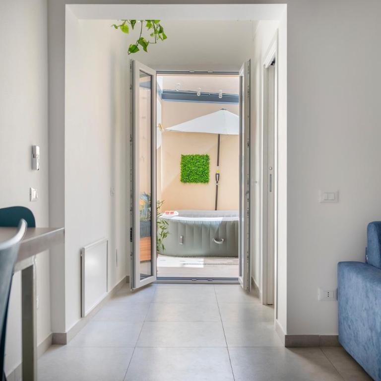 Colonna Secret, Private Jacuzzi in Historic Center - Appartamento con 1 Camera da Letto - 12