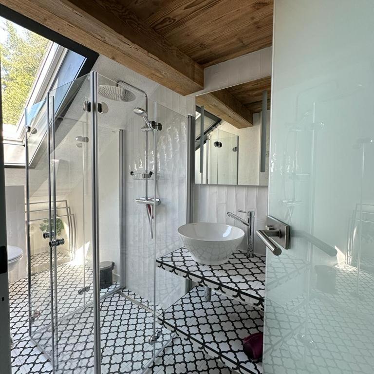 Haus I'mperfect - Apartment mit 3 Schlafzimmern und Bad - 6