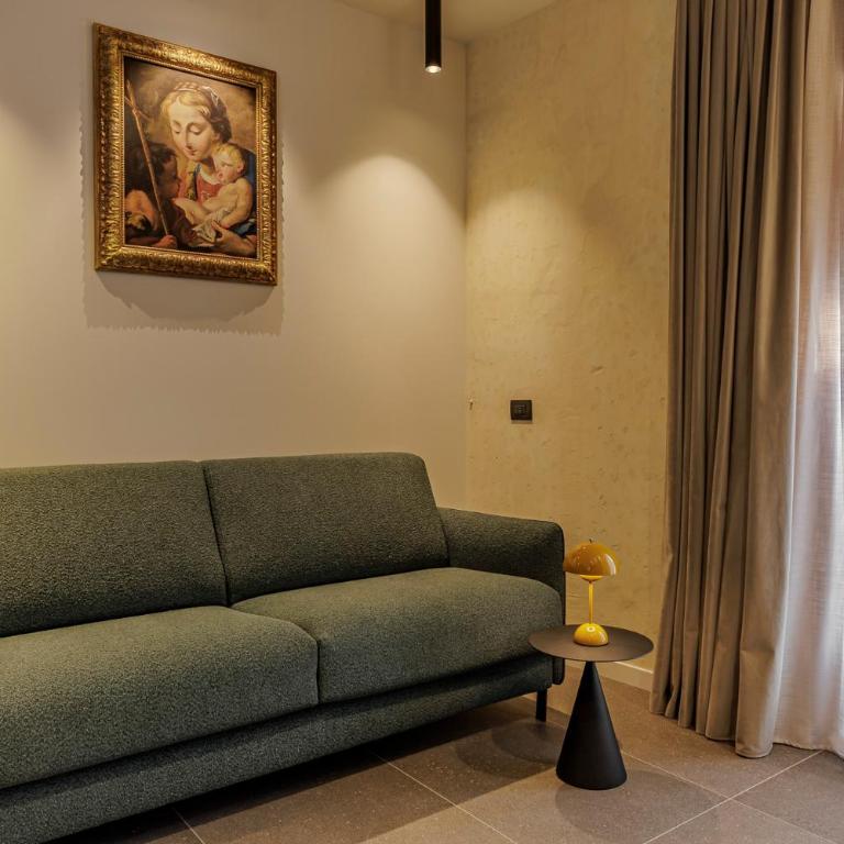 ApartmentsArena - Palazzo Cignaroli - One-Bedroom Apartment - 4