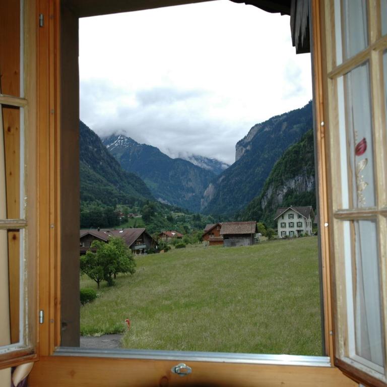 Chalet in Wilderswil with Jungfrau Views - Ferienhaus mit 2 Schlafzimmern - 16