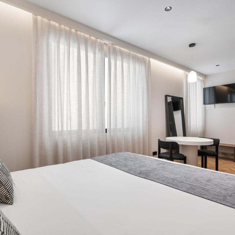 Pacifico Suites near Retiro - Estudio Deluxe con cama grande - 1