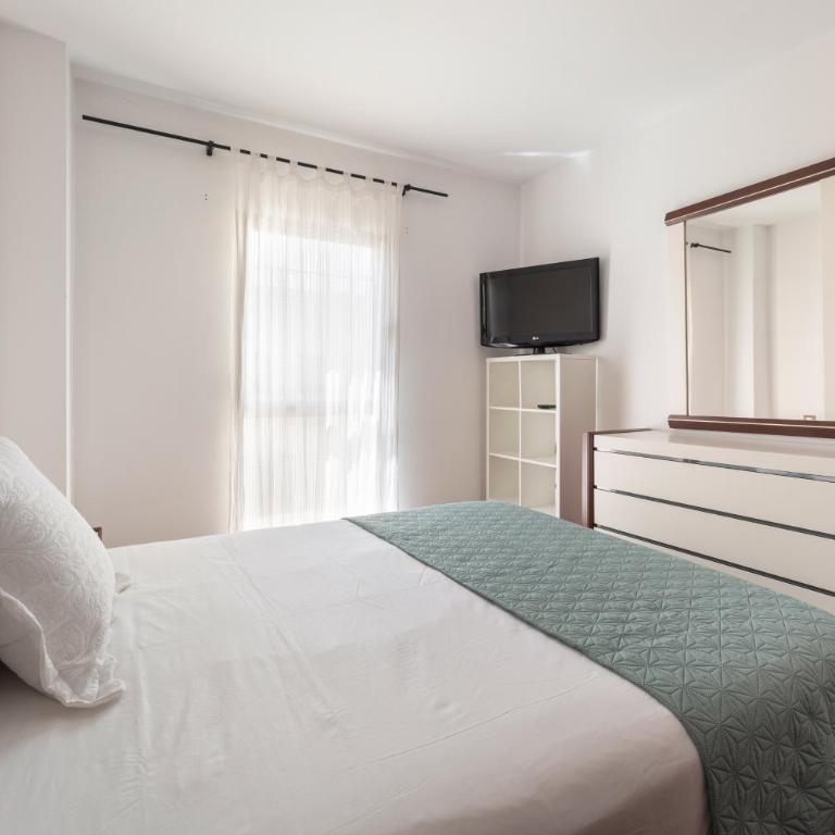 Lucas House - Central & Charming - Maison 3 Chambres - 8