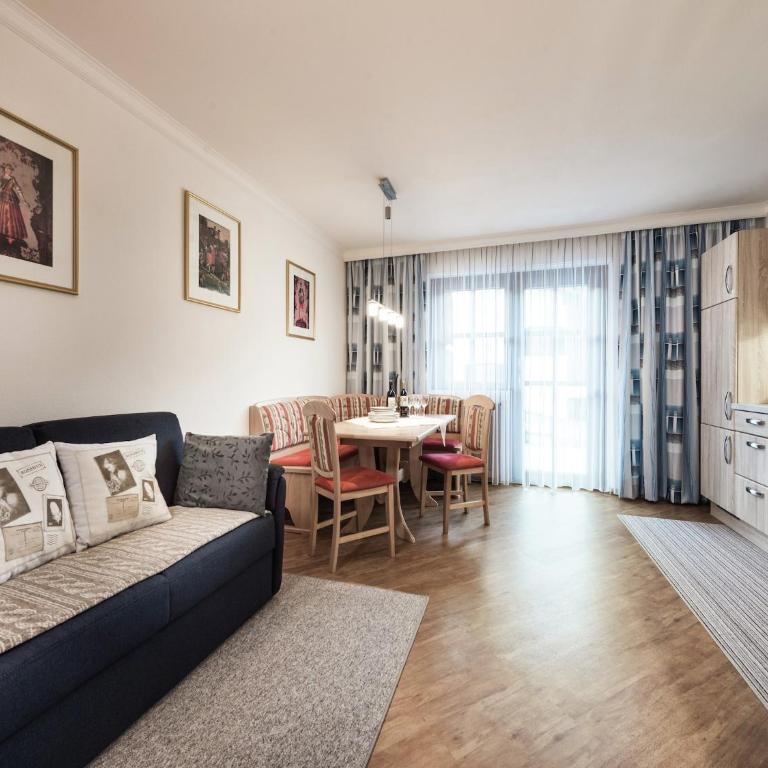 Holiday Flat Gastein near Ski Slopes - Two-Bedroom Apartment - 2