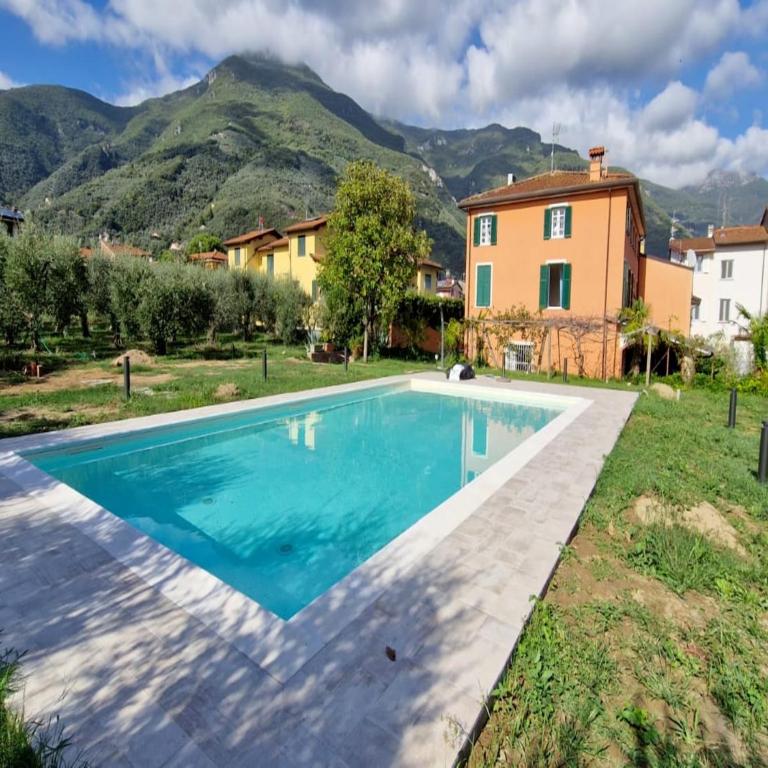 Villa with garden near Versilia Beach - Villa mit 3 Schlafzimmern - 1