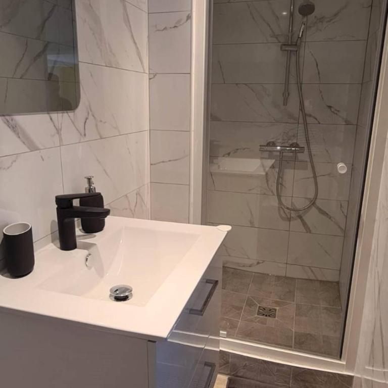 Joli appartement proche place Wilson - centre - Appartamento con 1 Camera da Letto - 6