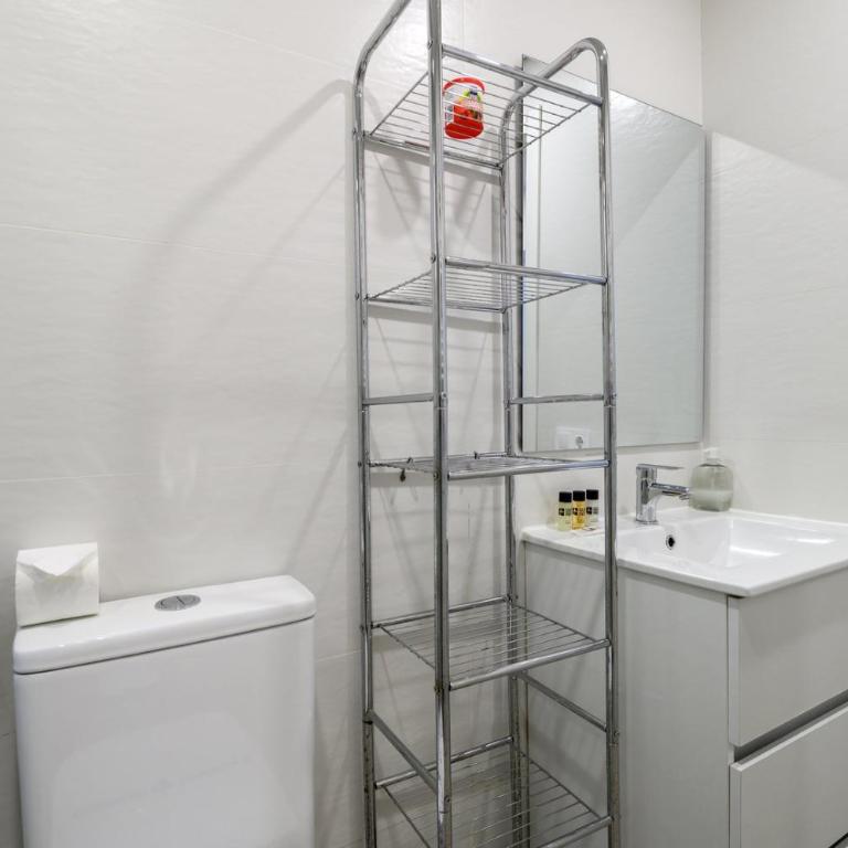 GuestReady - Warm and restful home in Madrid - Two-Bedroom Apartment - 12