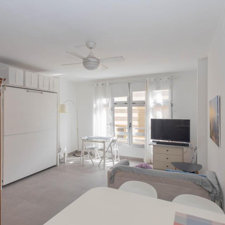 Cozy Loft & Seaside Views- 1 min Las Canteras - Estudio con vista al océano - 7