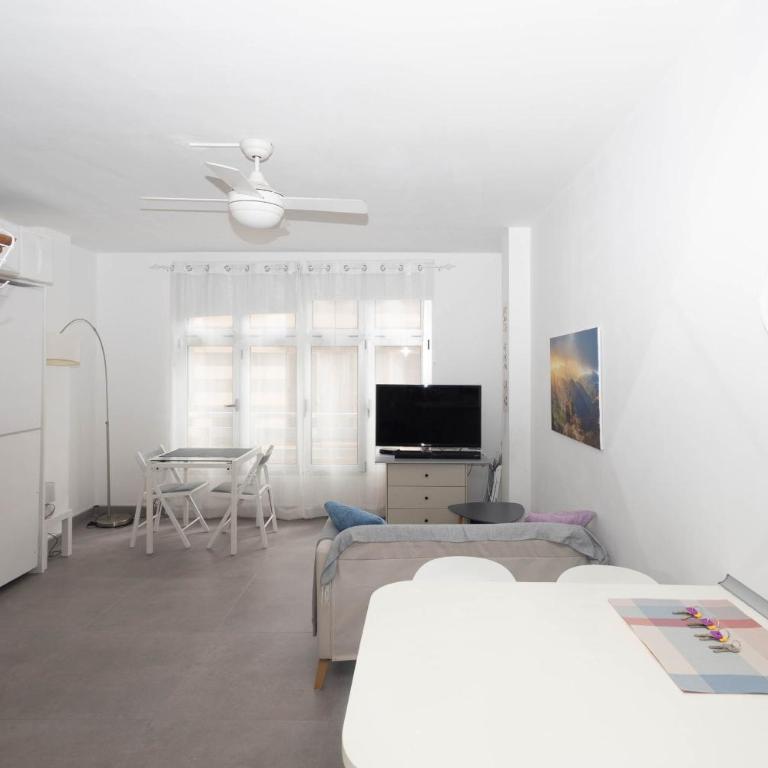 Cozy Loft & Seaside Views- 1 min Las Canteras - Estudio con vista al océano - 16