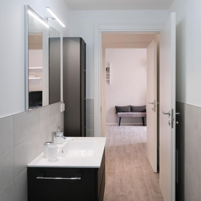 Lakeside bliss with free parking - Appartamento con 1 Camera da Letto e Vista Città - 13