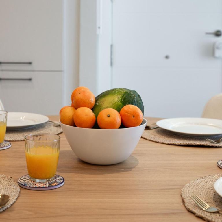 NEW stylish beachside 2BR with pool and garage - Apartamento de 2 dormitorios - 16