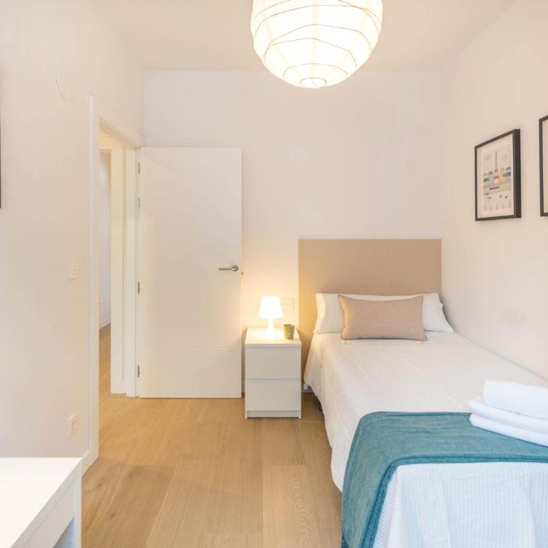 Gran apartamento tipo loft a 15 minutos del centro - Two-Bedroom Apartment - 14
