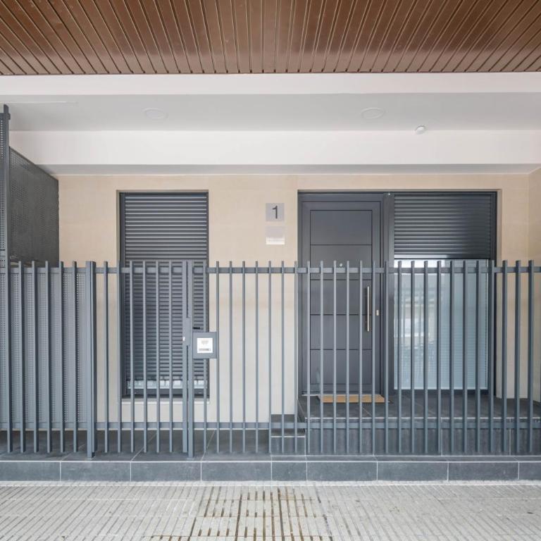 Gran apartamento tipo loft a 15 minutos del centro - Two-Bedroom Apartment - 34