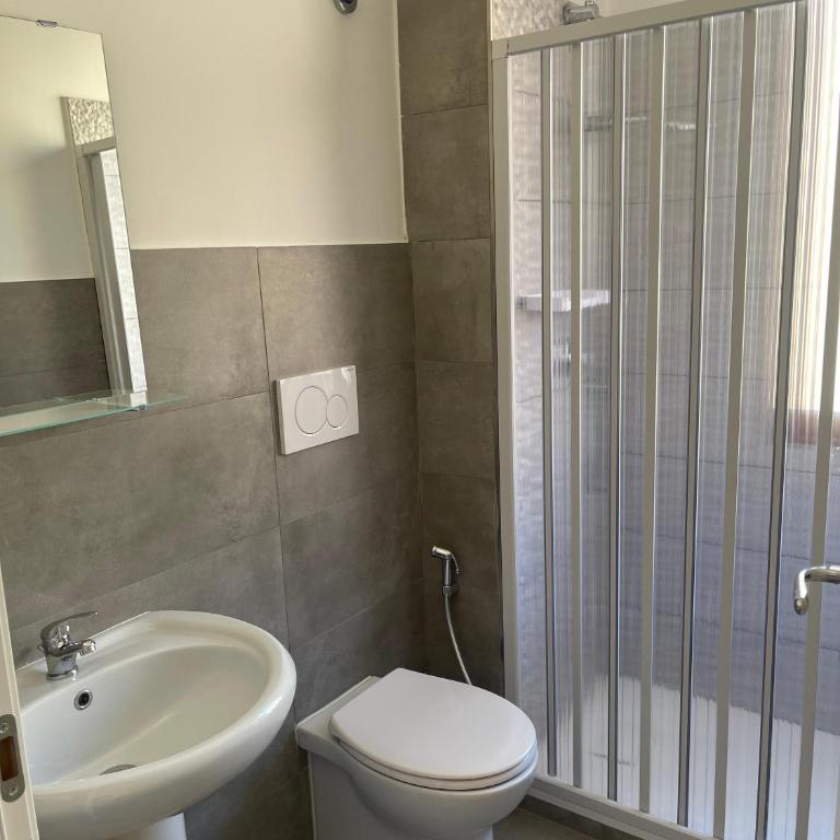 Holiday Rome - Camera Matrimoniale con Bagno Privato - 2