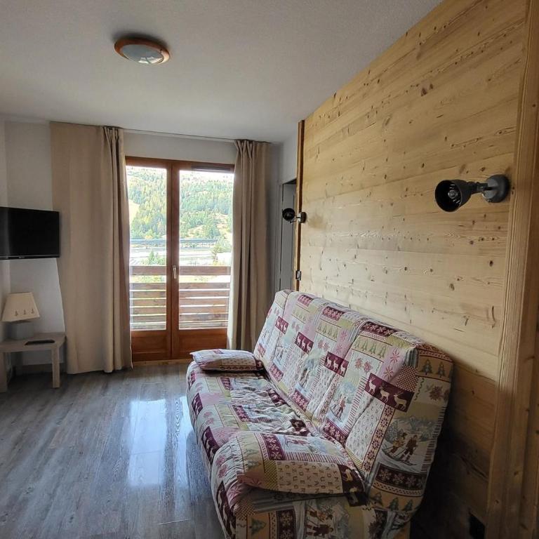 Confort 2 pièces, balcon et casier à skis - FR-1-504-672 - Apartment - 1