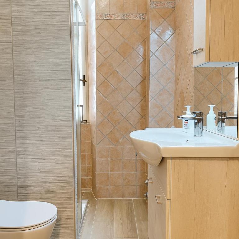 Colosseo Rooms Apartments - Appartamento con 2 Camere da Letto - 8