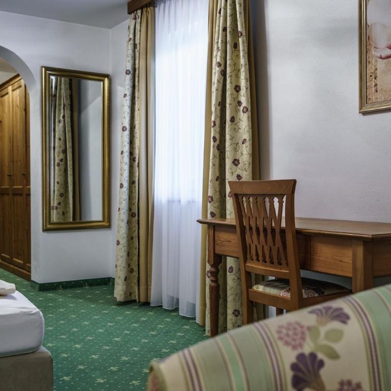 Almhof Lackner - Doppelzimmer mit Panoramablick - 3