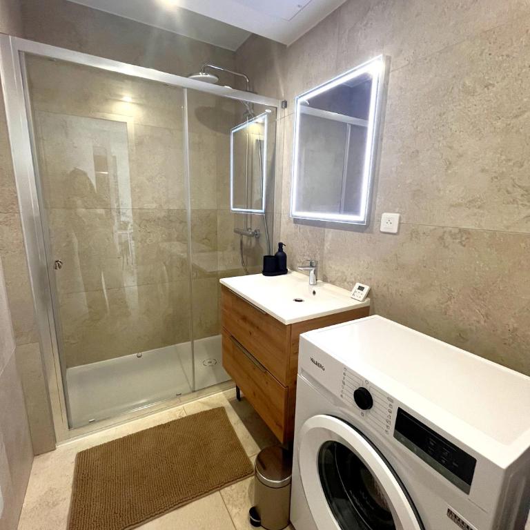 Magnifique appartement au dessus des halles de Hyeres, coeur de ville - Apartment mit 1 Schlafzimmer - 3