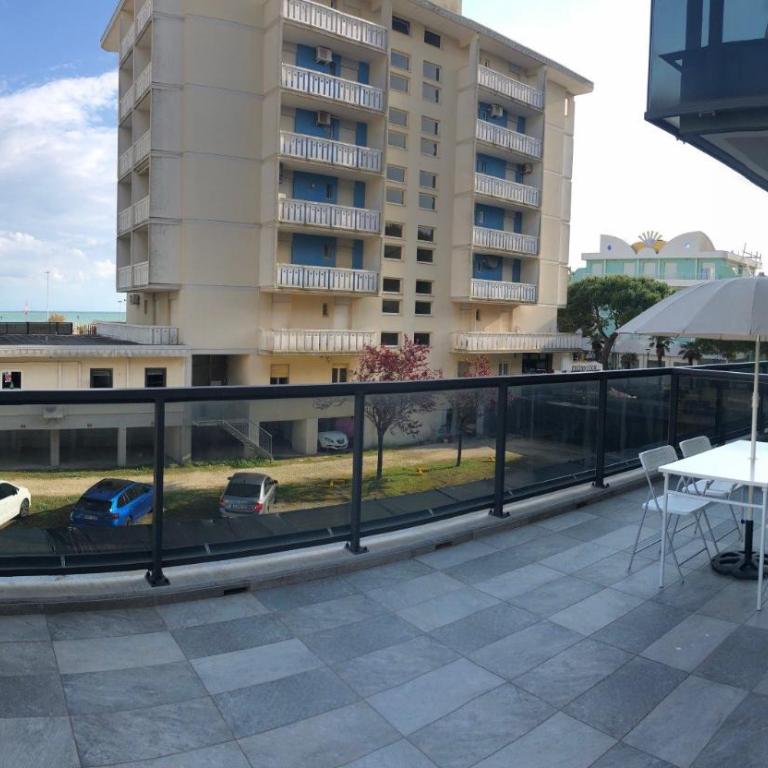 BlueHouse - Appartamento con 2 Camere da Letto e Vista Mare - 11