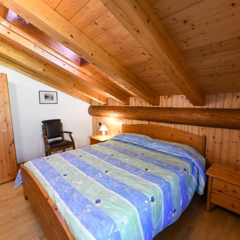 Cabin in front of Grand Paradis and Arolla - Three-Bedroom House - 2
