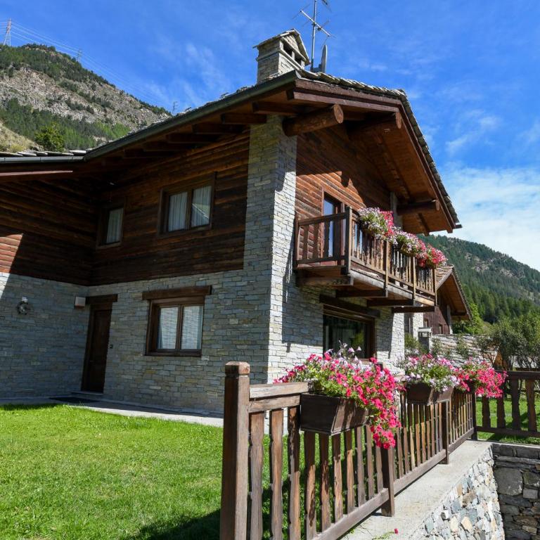 Cabin in front of Grand Paradis and Arolla - Three-Bedroom House - 5