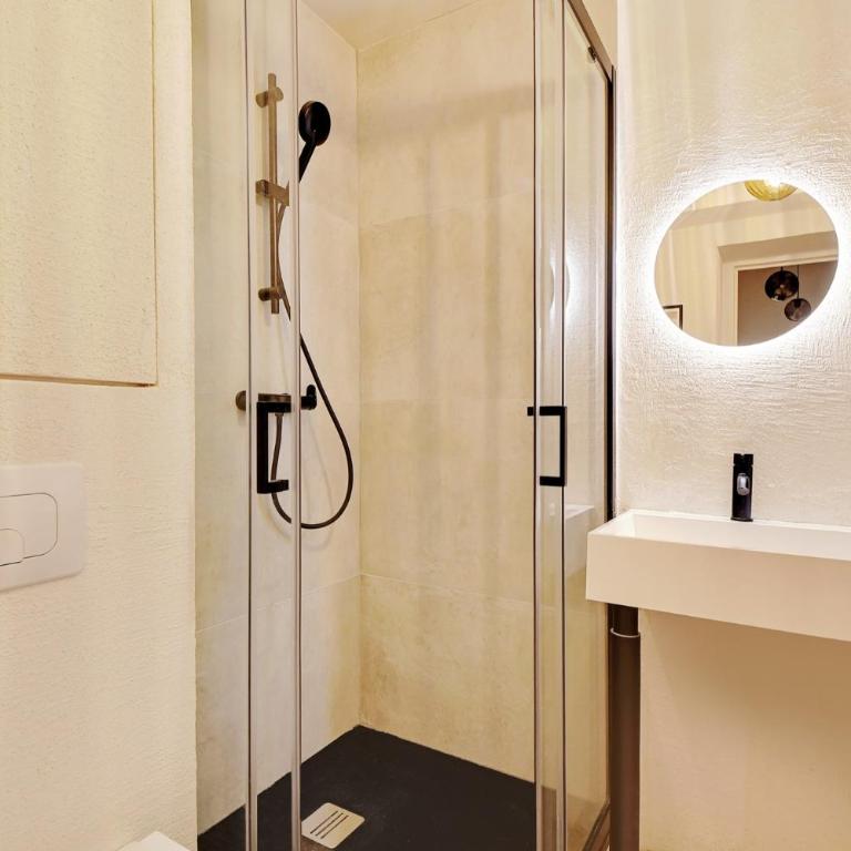 Pick A Flat's Apartment in Grands boulevards- Rue Cadet - Appartamento con 3 Camere da Letto - 19