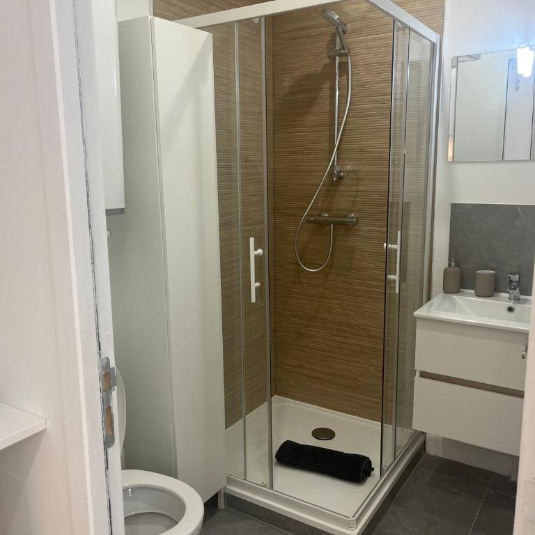 Dream Gallery, rez de chaussée plein centre Reims - Apartamento de 1 dormitorio - 9