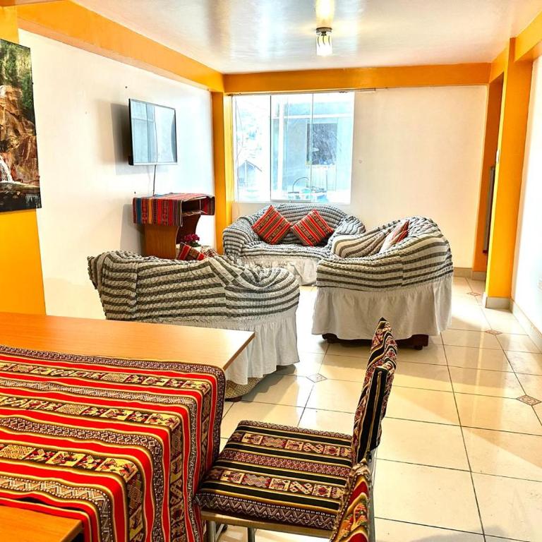 Golden Andean Retreat - Three-Bedroom Apartment - 2