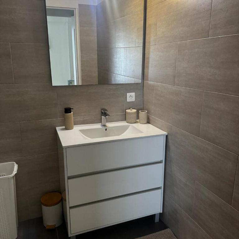 3-room apartment with sea view in Cannes - Appartement 2 Chambres - 8