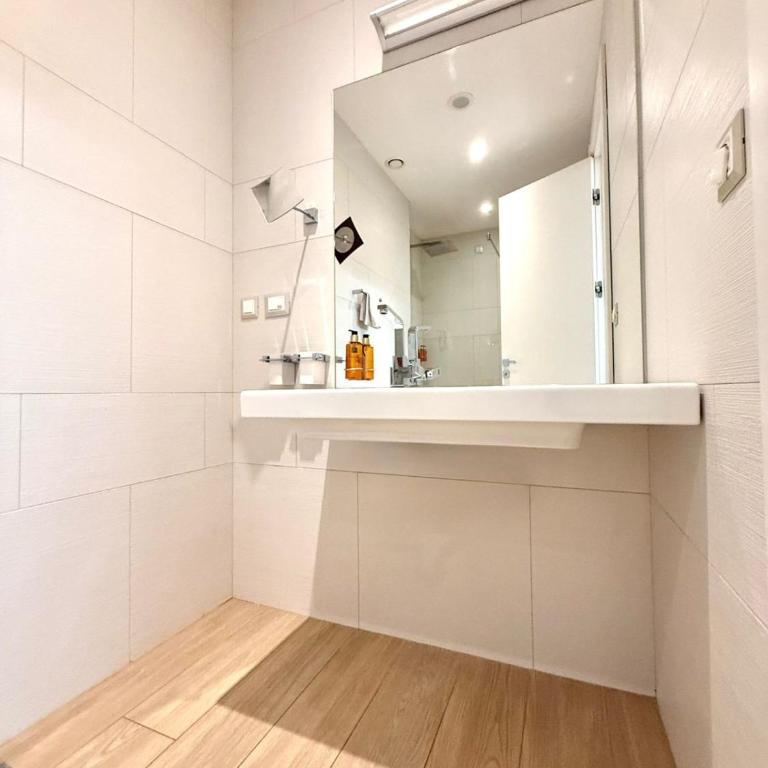 Condo Studio Plaza - King Studio - 9