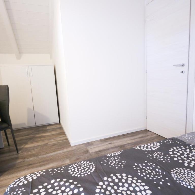Sant'Avendrace Ampio Apt 3 camere 2 bagni - Appartamento Standard con 3 Camere da Letto - 15