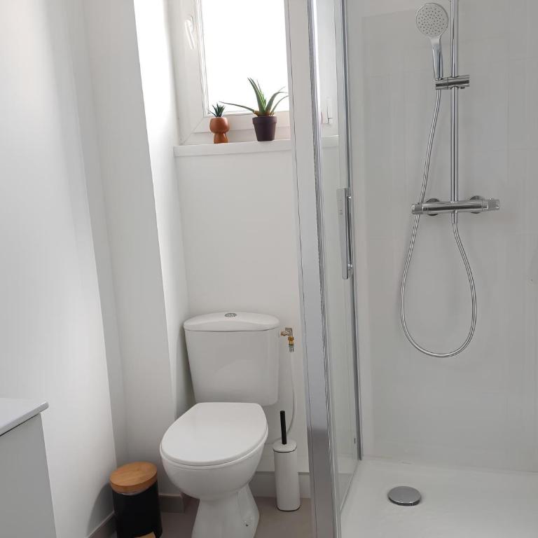 Beranger, 4 lits - 2 sdb - climatisation -stationnement gratuit - Apartment mit 2 Schlafzimmern - 16