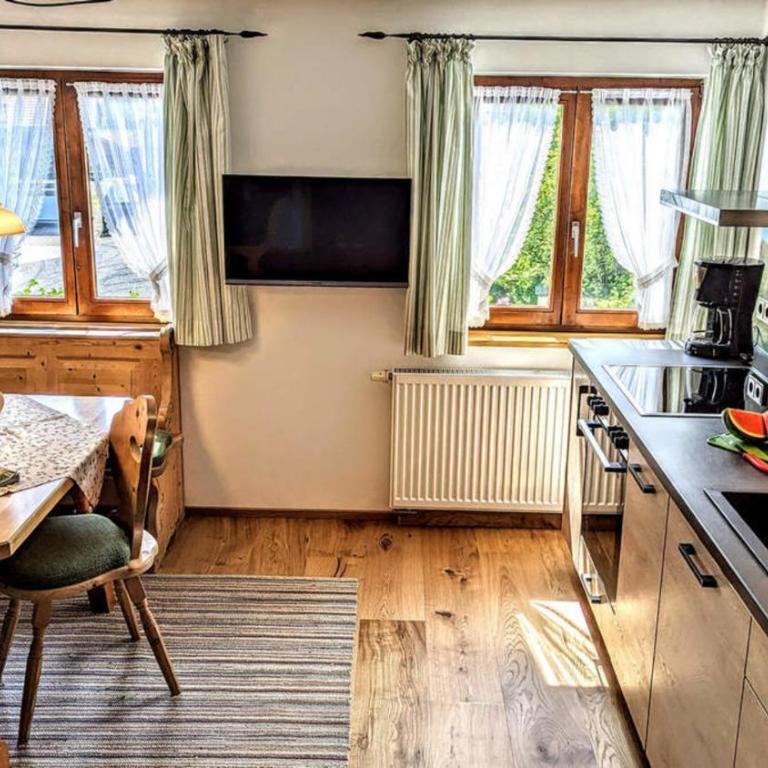 Ferienwohnung Wannenblick, Ferienhof Lochbihler, WertachAllgäu - Apartment - 2