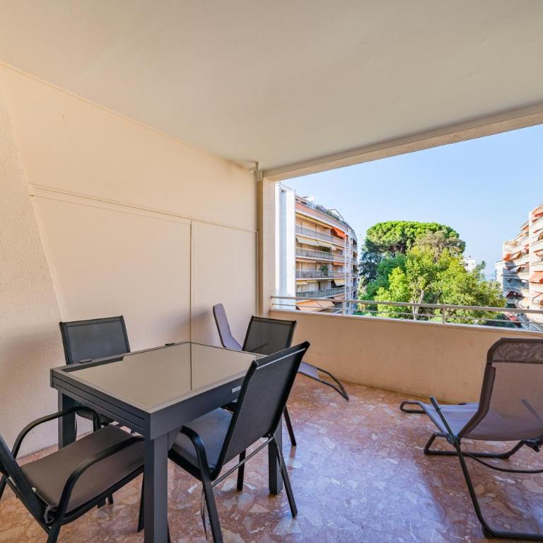 Studio rénové avec grande terrasse - Climatisation - Aperçu mer - Appartement avec Terrasse - 2