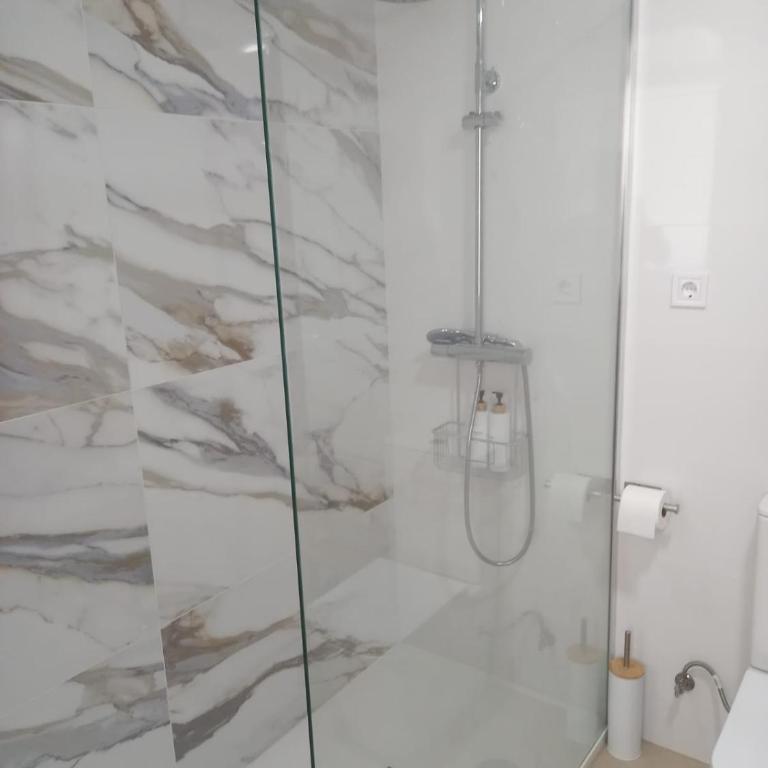 Vaniria 3 Apartamentos Nuevos - Apartamento de 2 dormitorios con vistas - 7