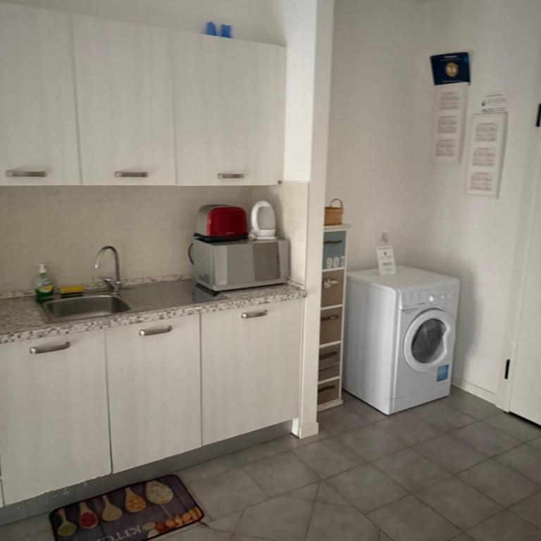 ApartmentsPadova - Camera King - 32