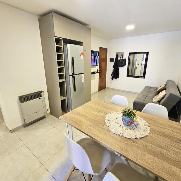 Chic - One-Bedroom Apartment - 1