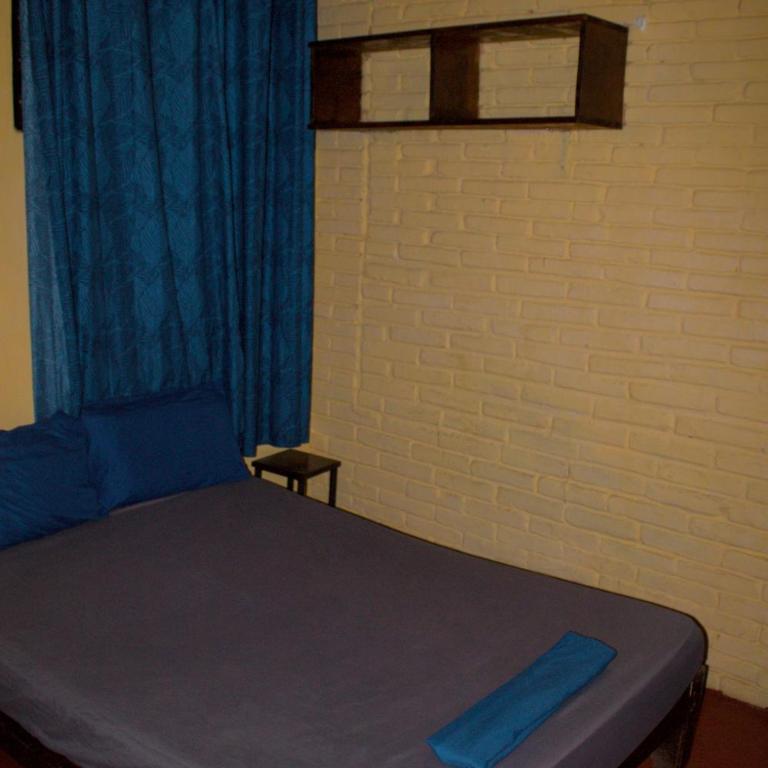 Shalom Backpacker Hostel - Habitación Doble Económica - 8