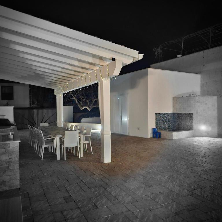 Villa Roberto - Villa - 34